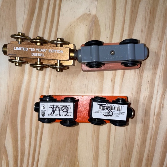 Kid Craft, Limited 60 Year Edition Diesel Thomas The Train Wooden and Battat toy - Picture 3 of 4